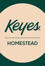 Idania Navarro Photo